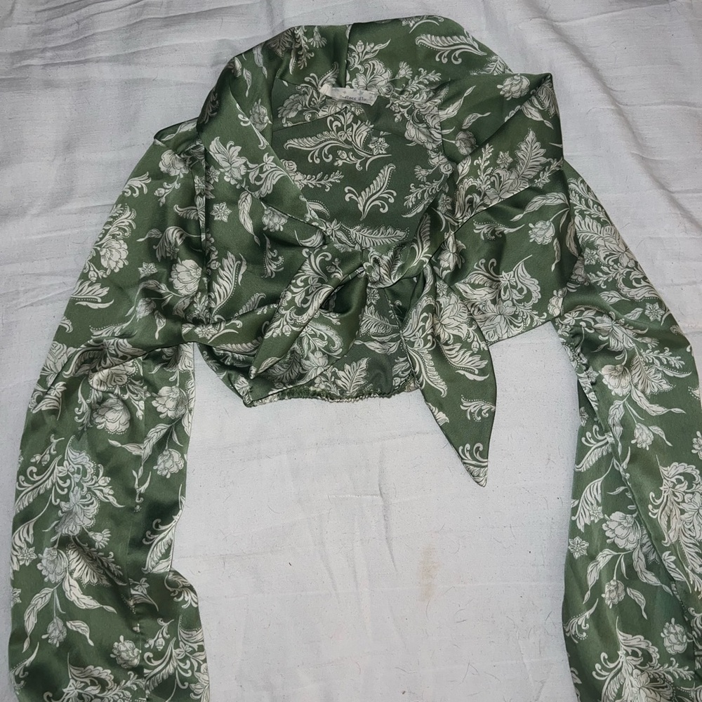 Boutique Green Tie Top